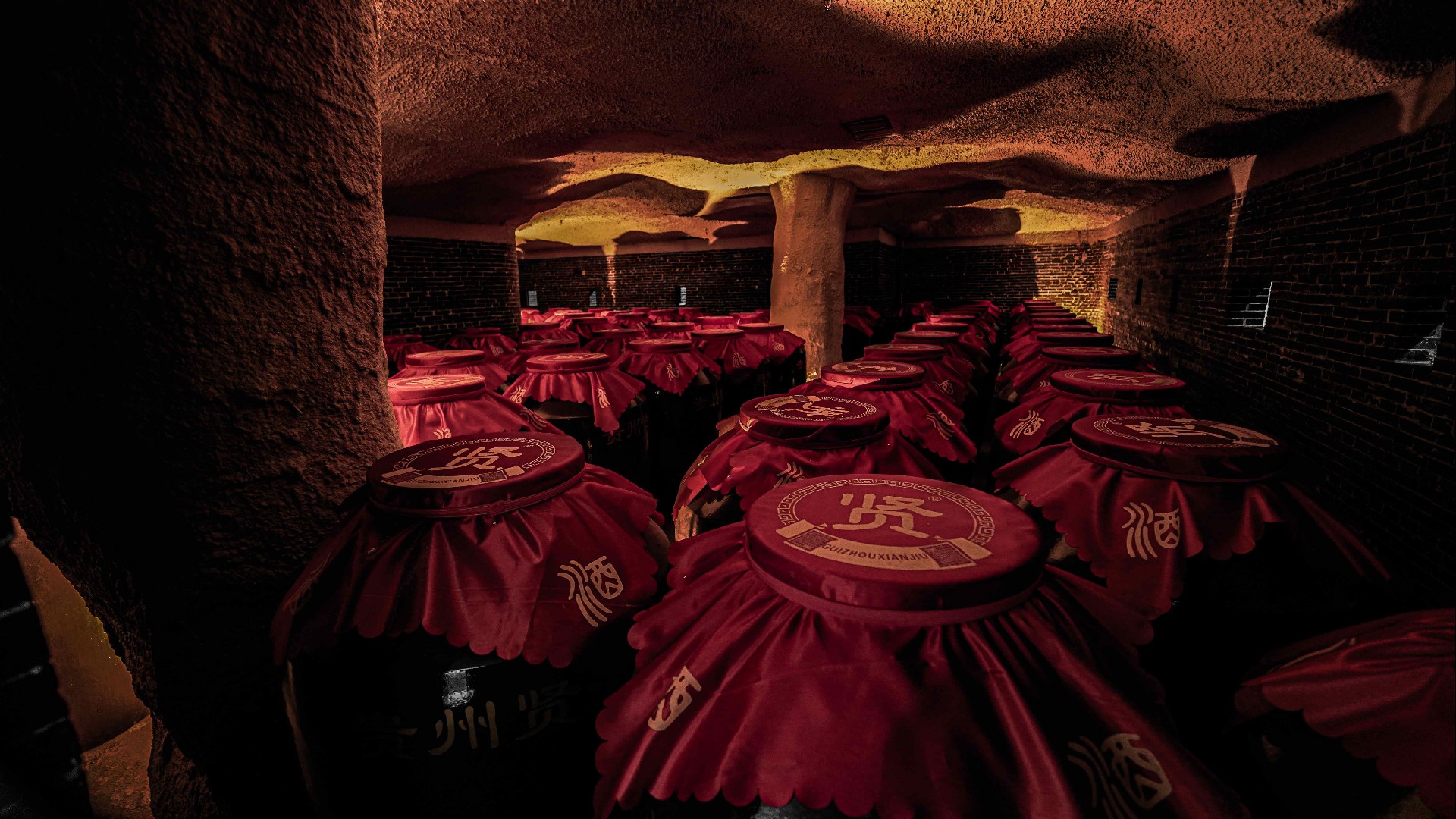 酒窖.jpg